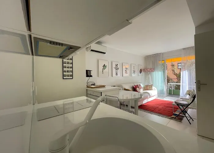 Renovated Cannes Centre Banane Balcon