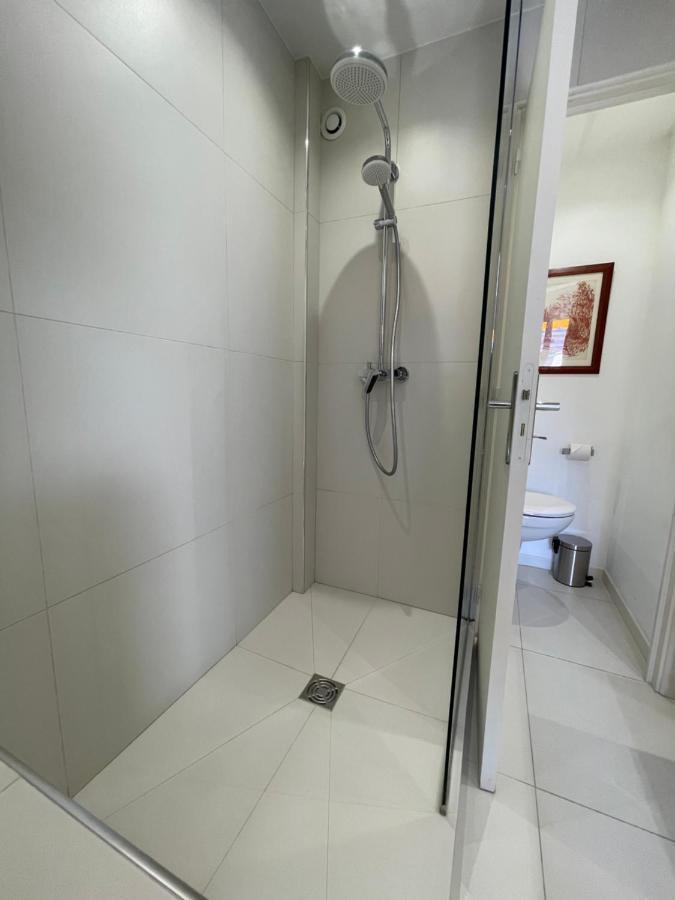 Apartment Renovated Centre Banane Balcon