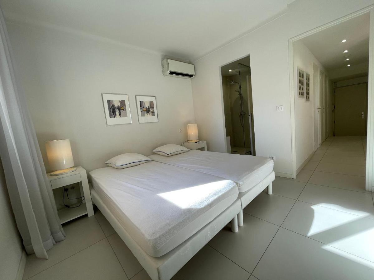 Apartment Renovated Centre Banane Balcon