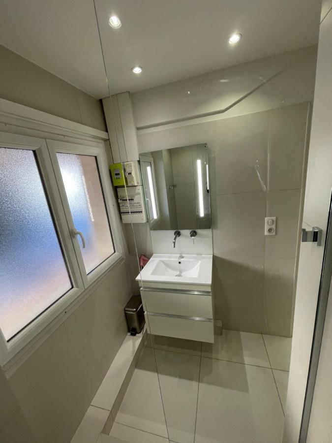 Renovated Centre Banane Balcon Cannes